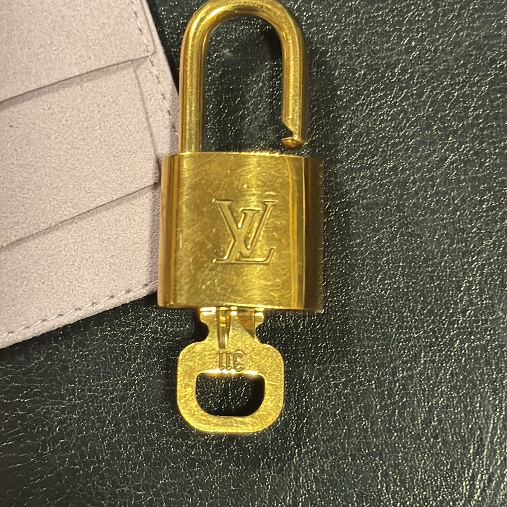 Louis Vuitton 311 Gold Padlock knecklace charm